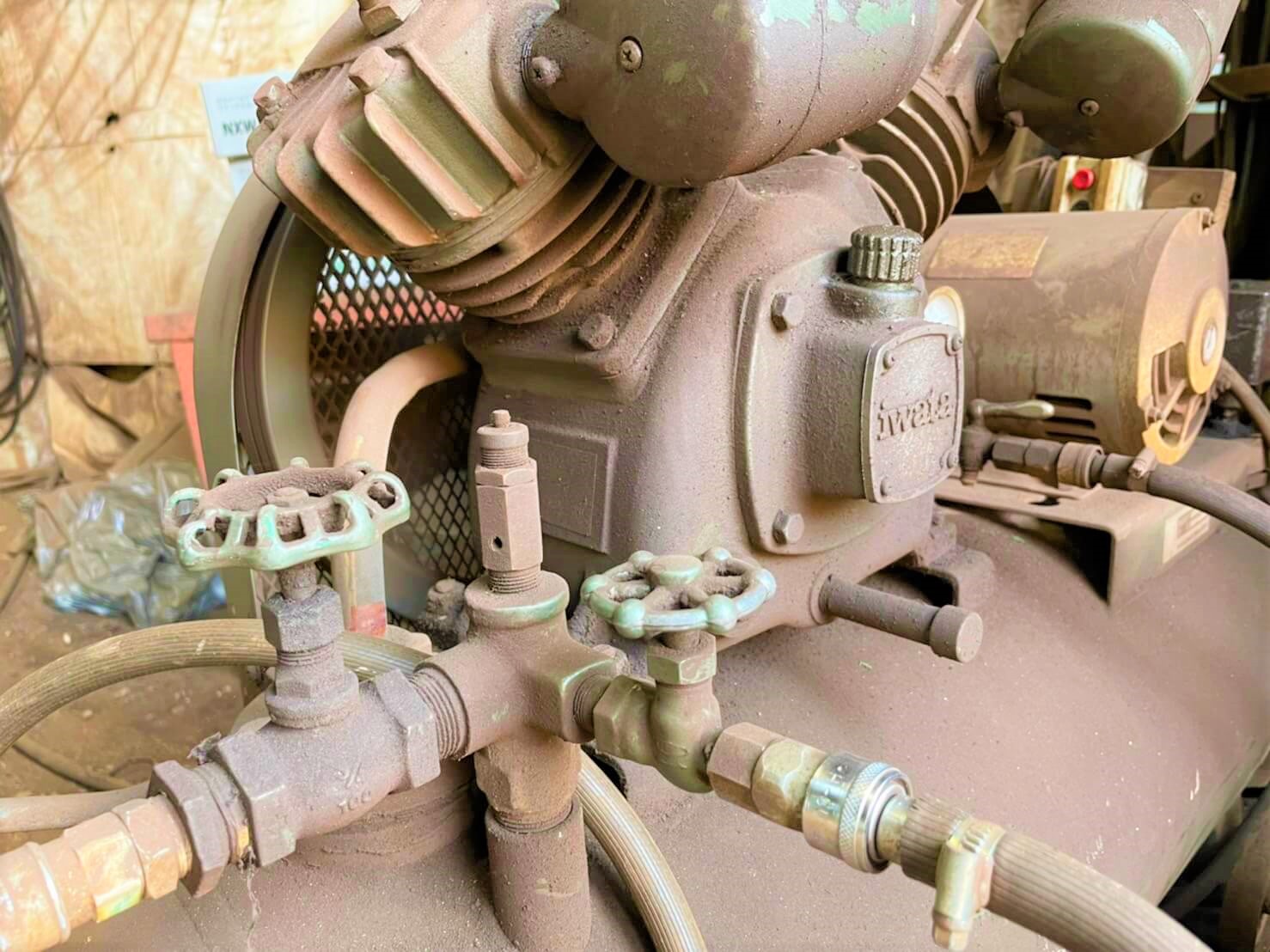 コンプレッサー